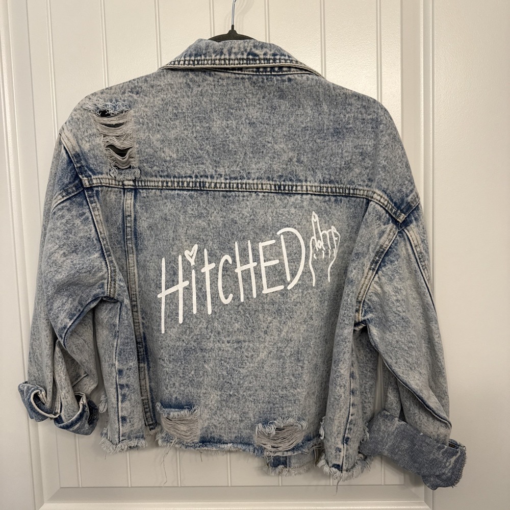 Woman's Rivalry Runway Bridal "Hitchedw/the Bird" Stonewashed Jean Jacket Medium